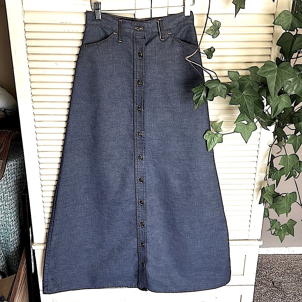 LEVI’S Vintage 70s Maxi Skirt